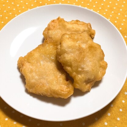 重層を使うと、こんなにサクサクで美味しく揚がるんですね♪
胸肉2枚で作ったんですけど、好評すぎて、3個死守するのが精一杯でしたw
めちゃ旨レシピ感謝です♡